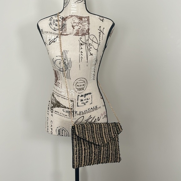 5/$25 NWT crossbody convertible purse/clutch - Picture 5 of 9